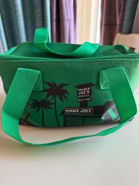 Trader Joe's Limited Edition 2024 Emerald Green Mini Insulated Tote Bag